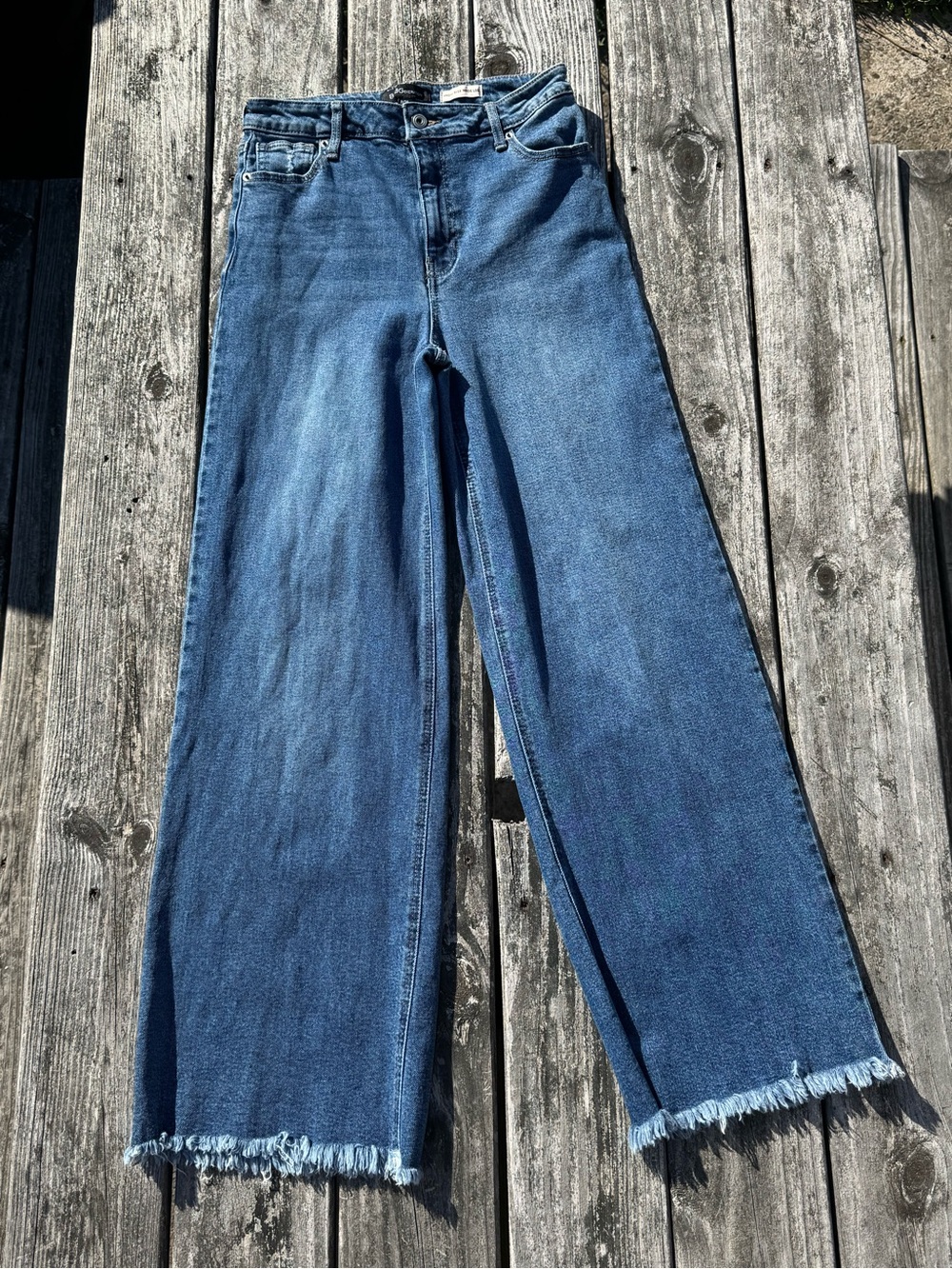 BCBG Wide Leg Raw Hem Women’s Jeans - Blue